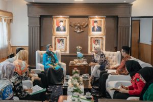 e47d76545df0e67e89e3cc243a03600e34efe1378c170dbb18df25d8239082d9.0